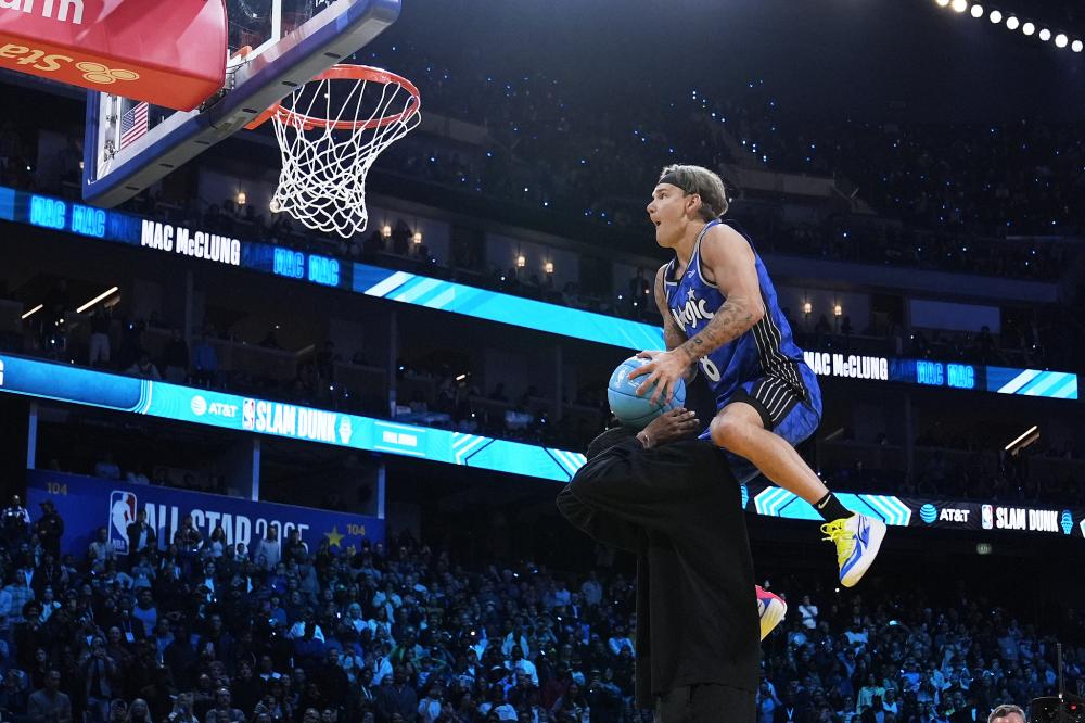 里的带领下 里的带领下