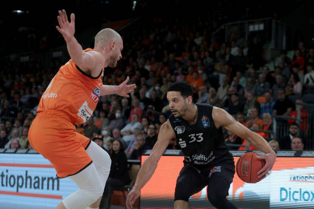 从早期对比 从早期对比